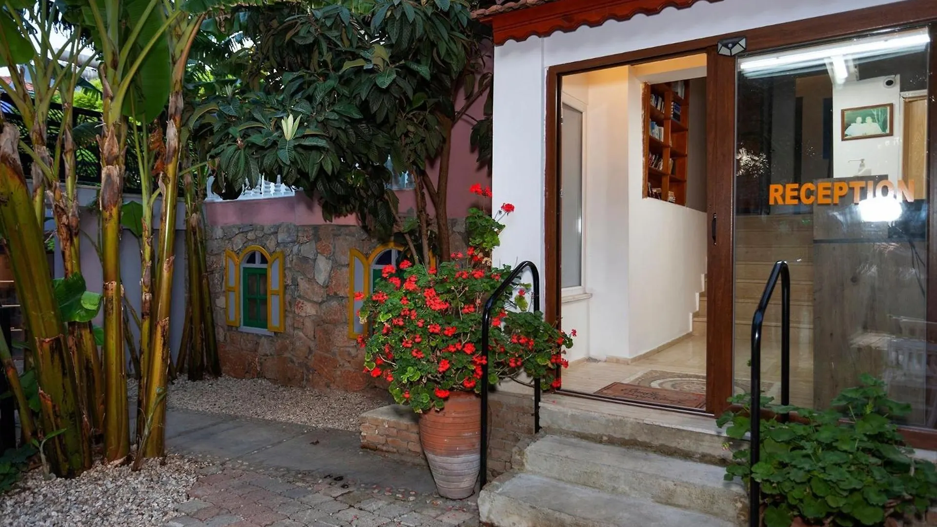 London Hotel Ölüdeniz 3*,  Turchia