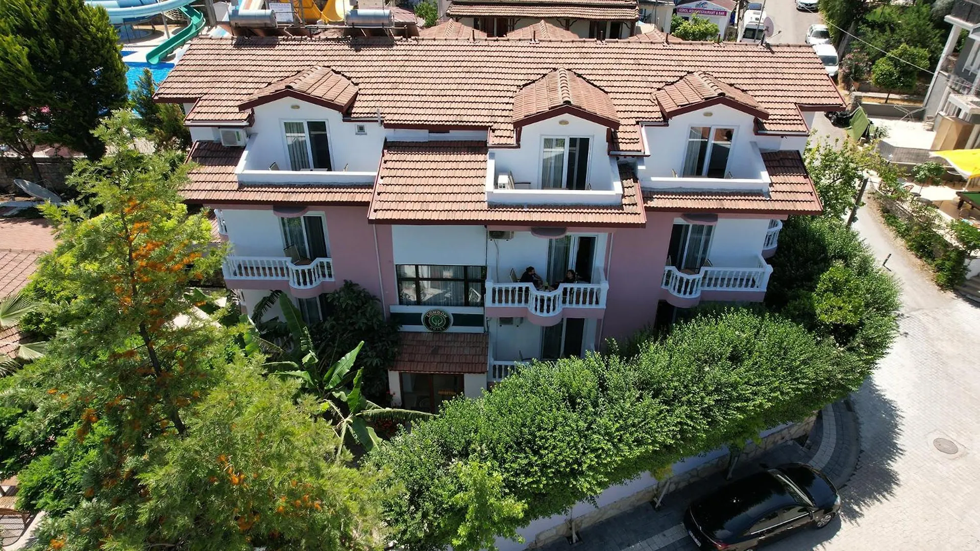London Hotel Ölüdeniz 3*,