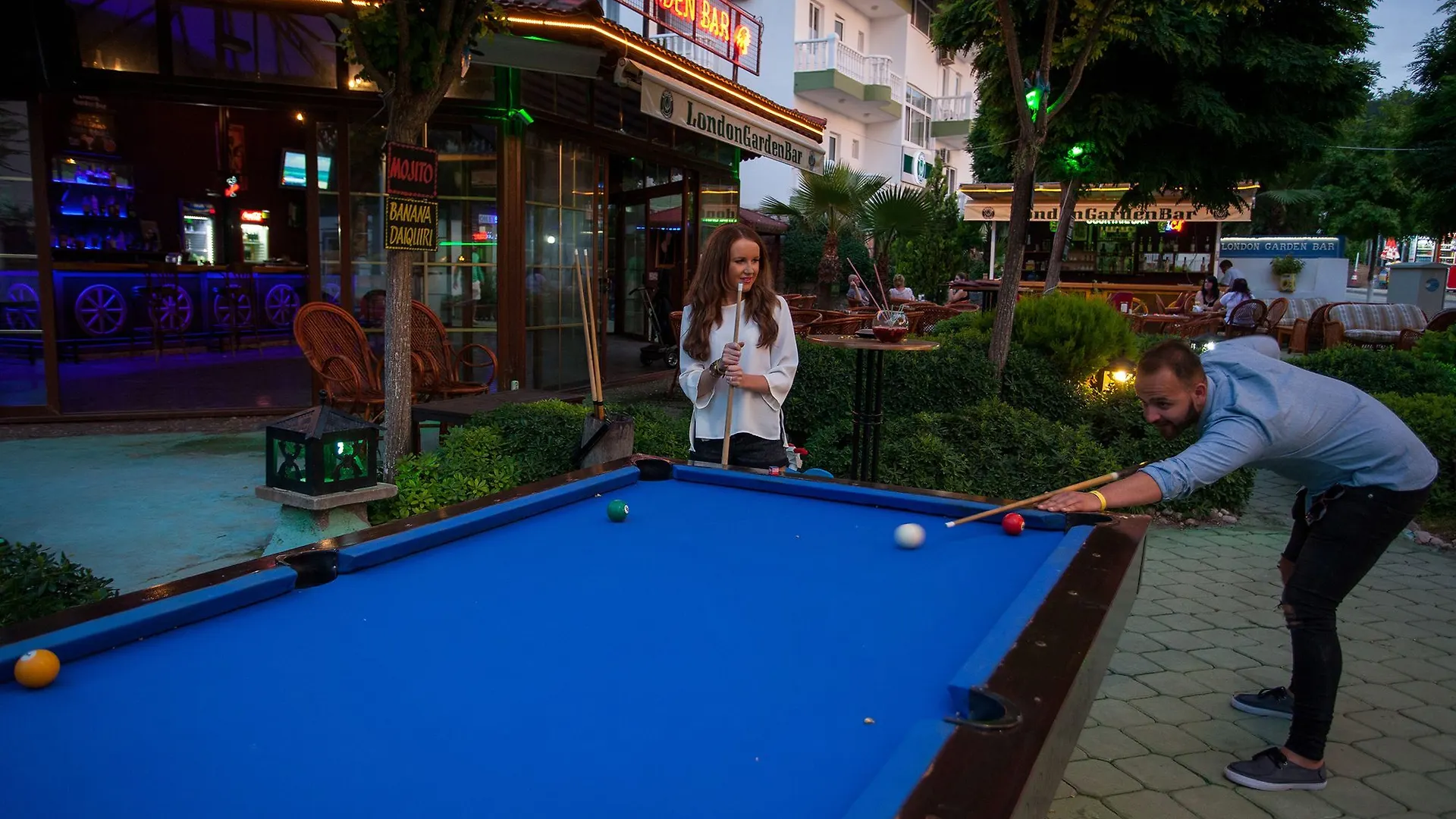 London Hotel Олудениз