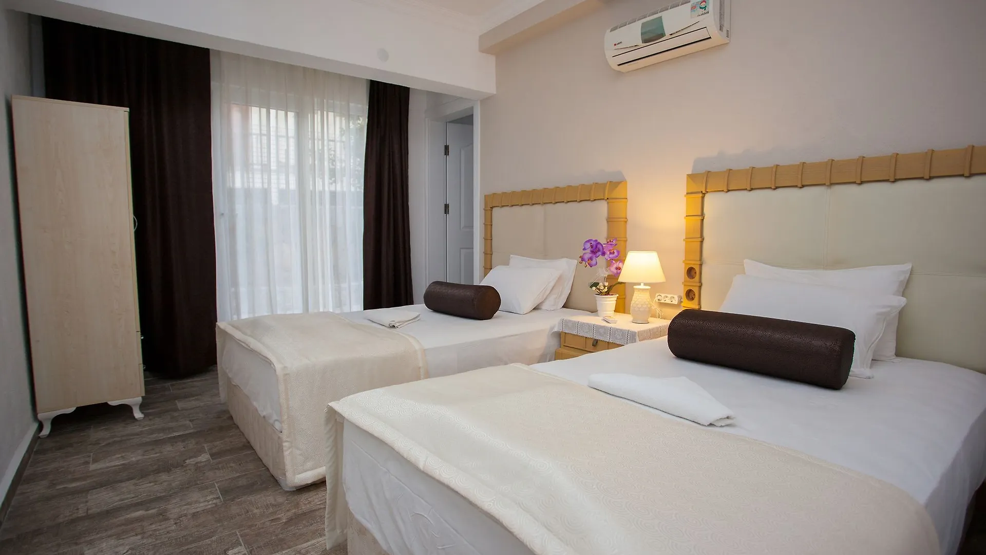 London Hotel Олудениз Турция