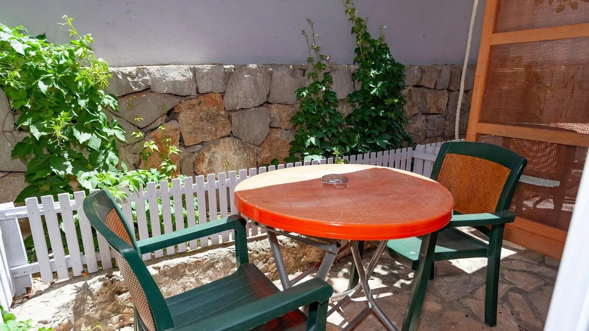London Hotel Ολουντενίζ