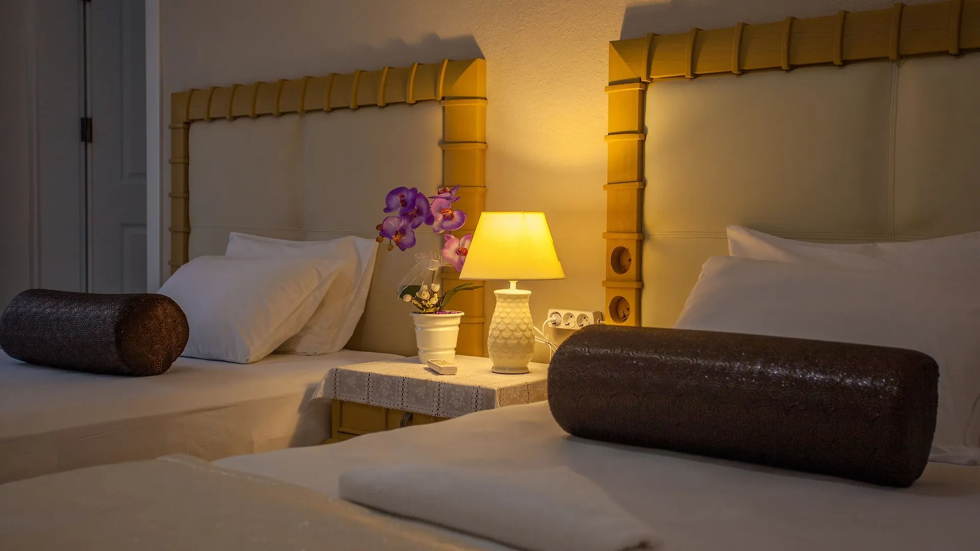 London Hotel Ολουντενίζ